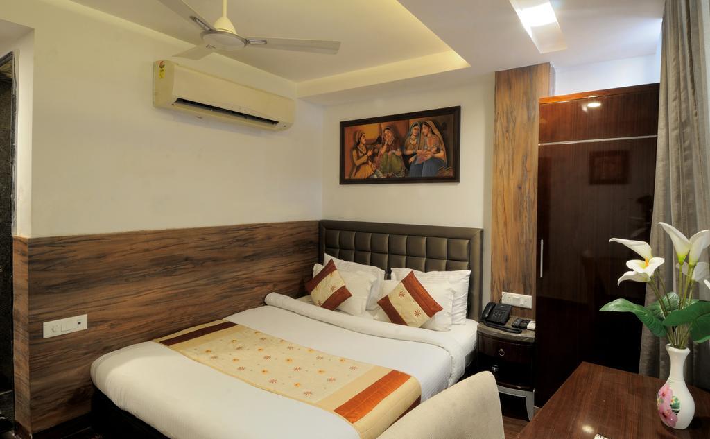 Hotel Cabana @ Pahar Ganj Új-Delhi Kültér fotó