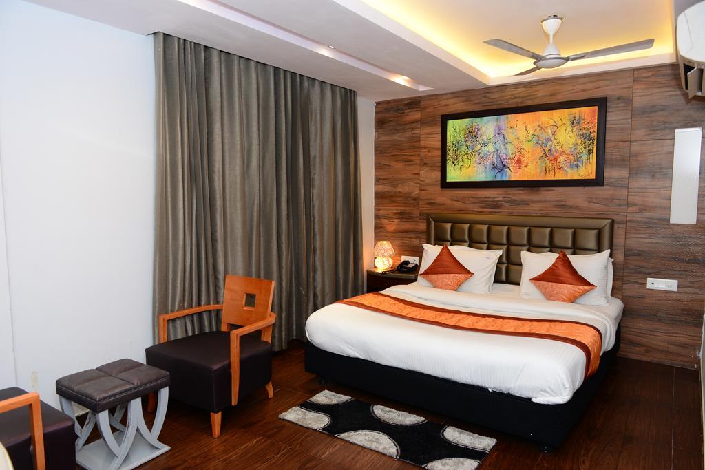Hotel Cabana @ Pahar Ganj Új-Delhi Kültér fotó