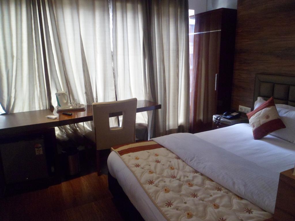 Hotel Cabana @ Pahar Ganj Új-Delhi Kültér fotó