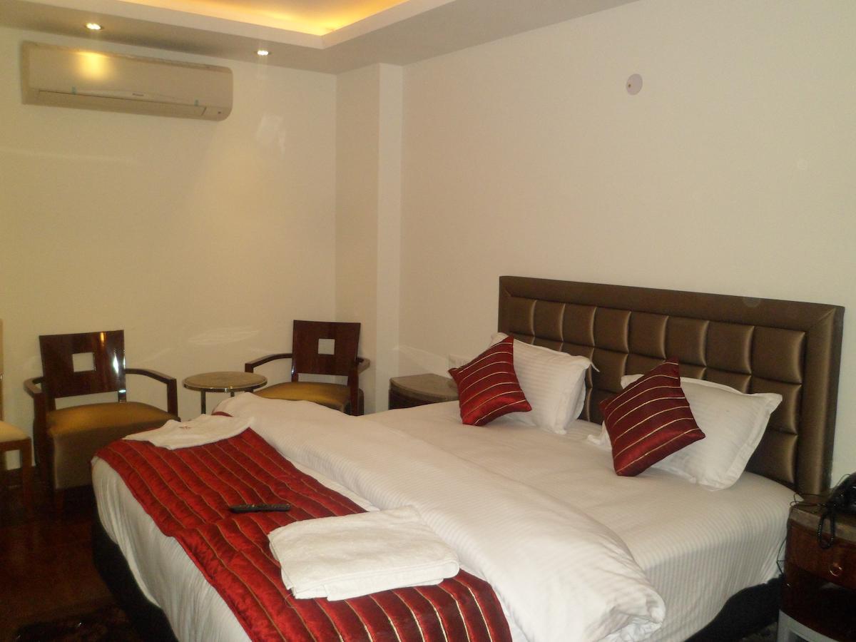 Hotel Cabana @ Pahar Ganj Új-Delhi Szoba fotó