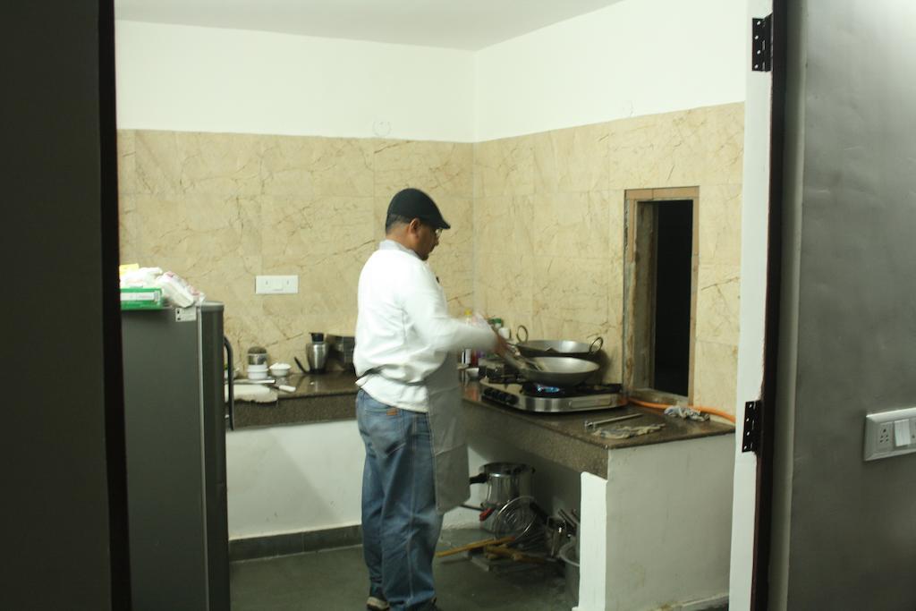 Hotel Cabana @ Pahar Ganj Új-Delhi Kültér fotó