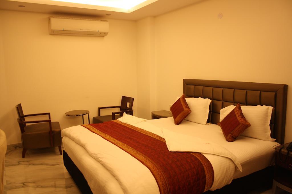 Hotel Cabana @ Pahar Ganj Új-Delhi Szoba fotó